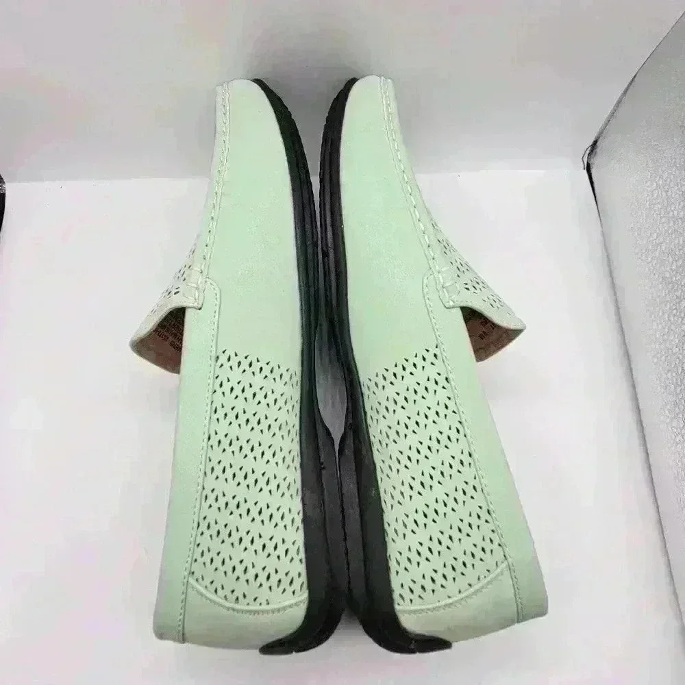 New not Box Stacy Addams Loafers Perforated Shoes Mens Suede Slip-on  9M - Picture 5 of 10